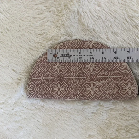 Universal Thread | Bohemian Half Circle Clutch Bag - Picture 6 of 7